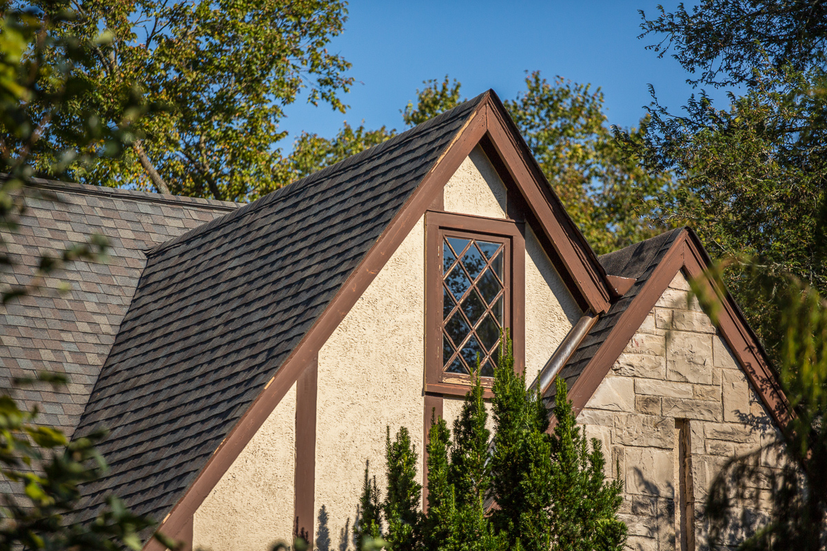 Roof replacement in Nashville